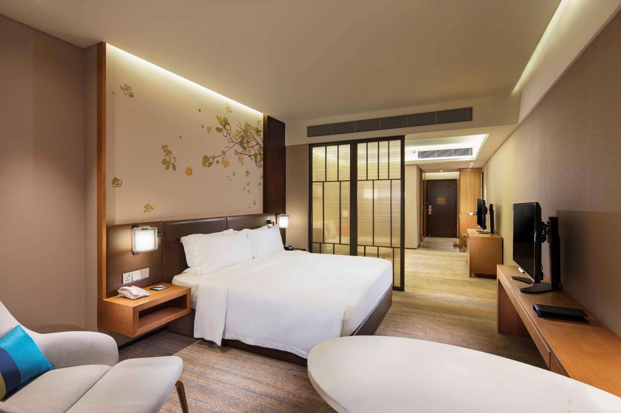 Hilton Garden Inn Shiyan Bagian luar foto